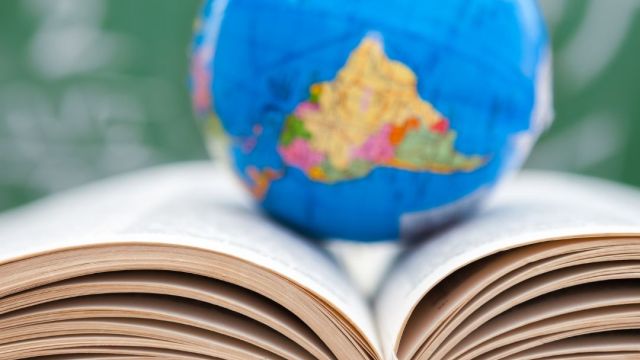 ISTRUZIONE IN ITALIA