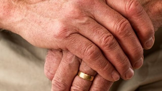 Sponde Ribaltabili per Letti da Degenza