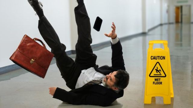 risarcimento danni caduta