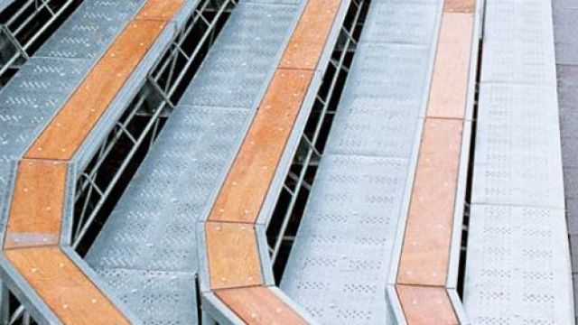 noleggi tribune usate