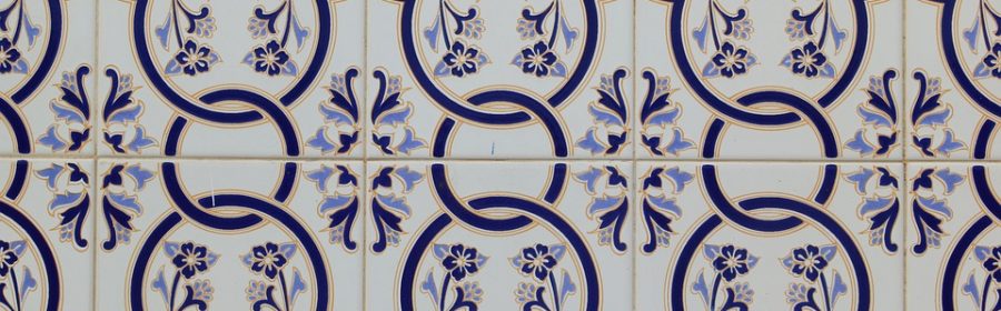 piastrelle adesive: cosa sono e come sfruttarle al meglio